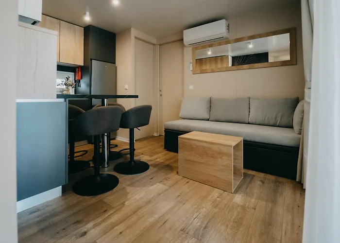 Апартаменты With Parking Space - 24592 Биоград-на-Мору